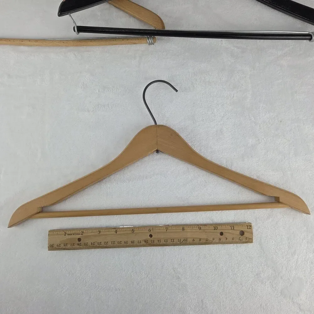 Lot Of 5 Vintage Advertising Wooden Clothes Hangers‎ McGregor Caswell Hotel